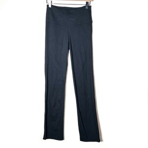 Danskin black straight leg casual legging athletic pants size small S B192
